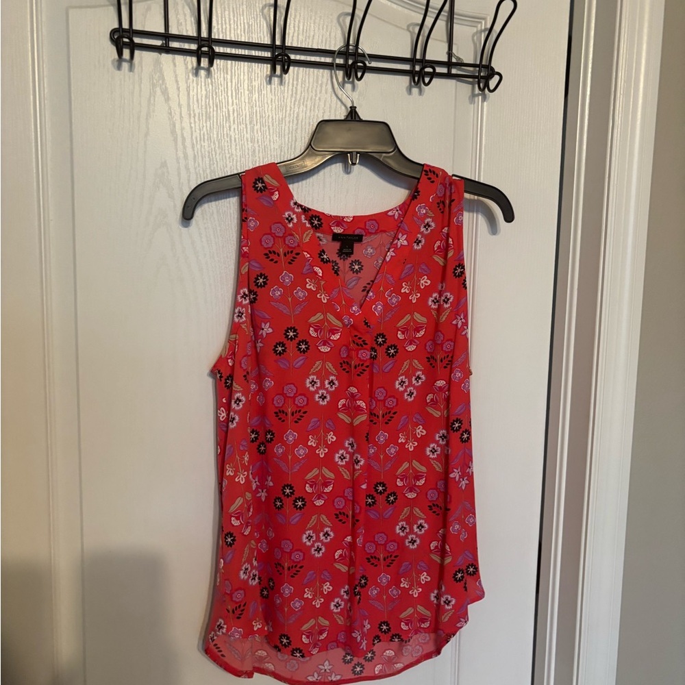 Ann Taylor Red Floral Sleeveless Blouse